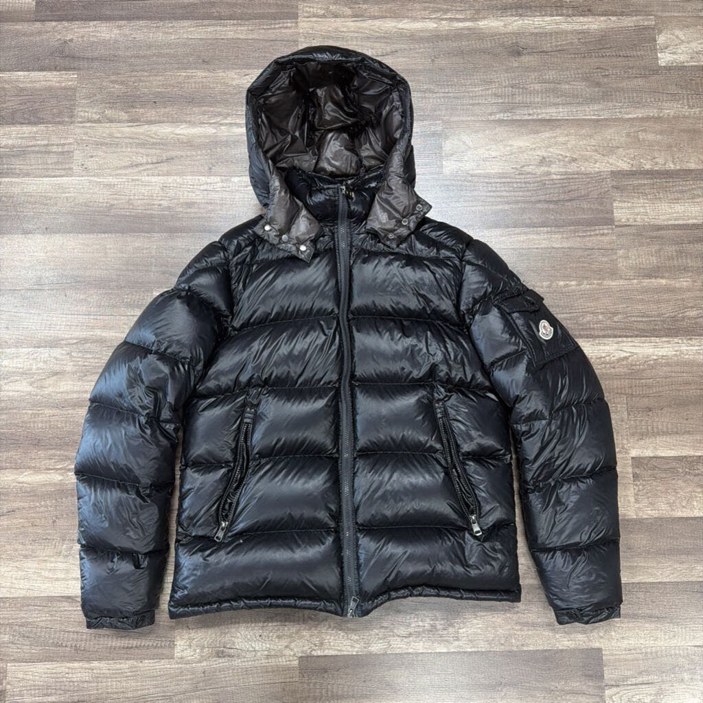 Moncler Coat Giubbotto Black