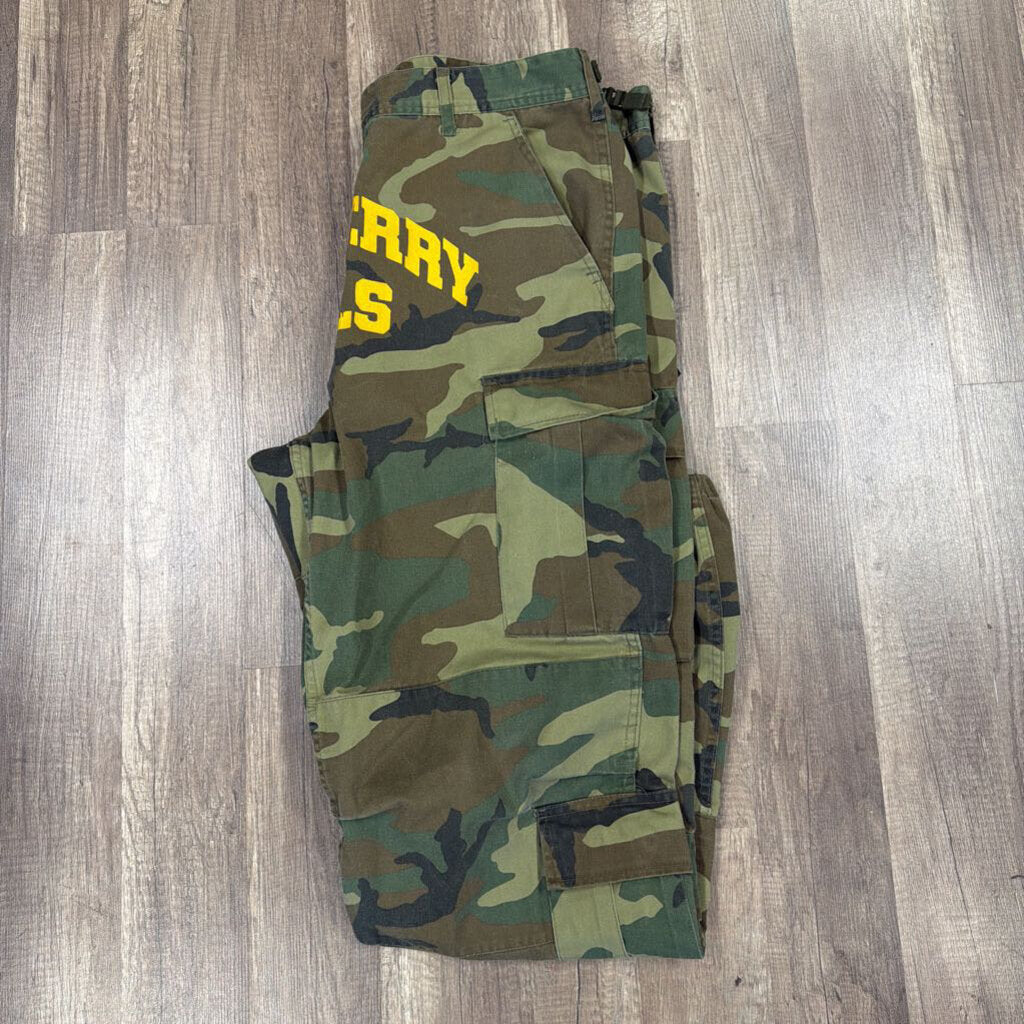 Raspberry Hills Cargo Pants