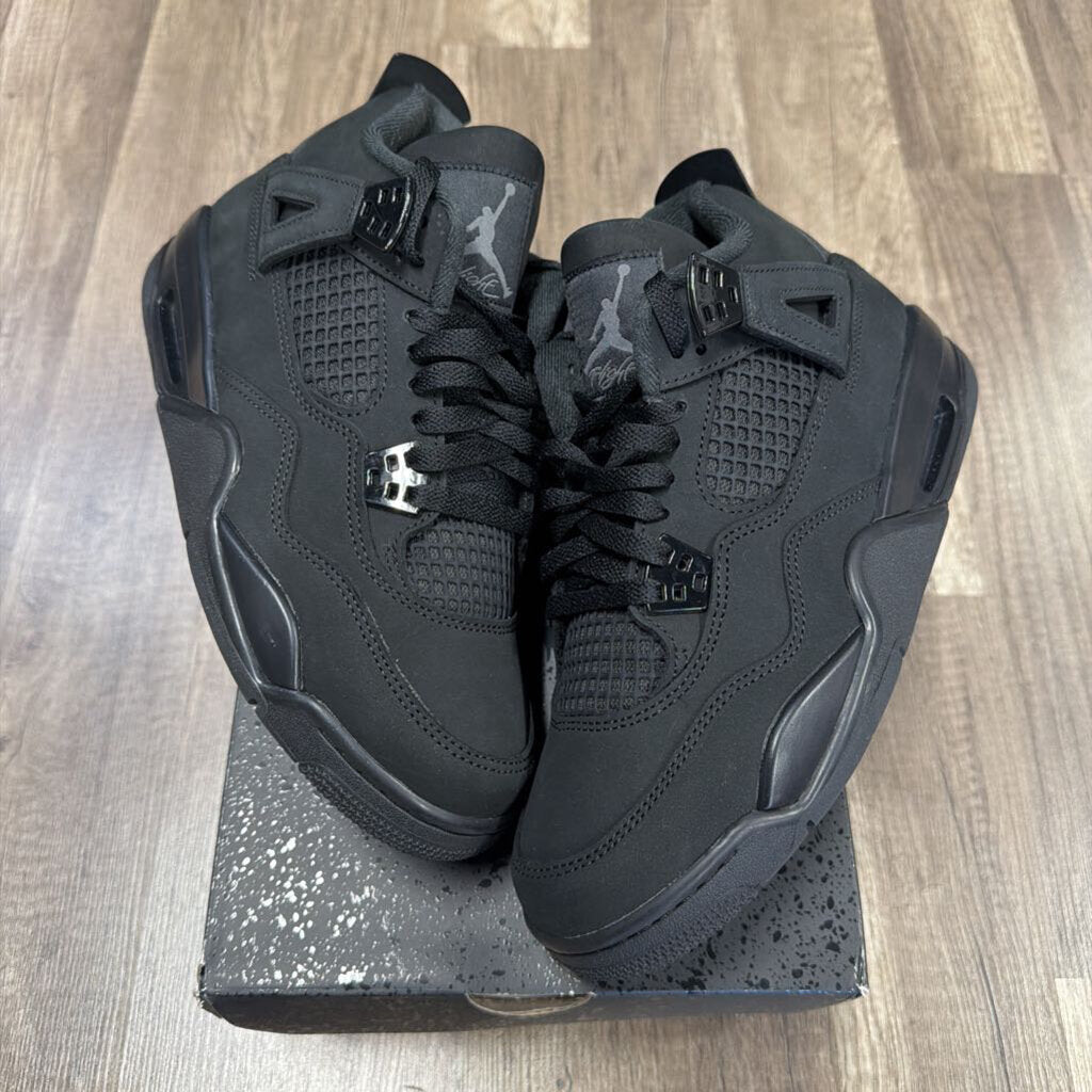 Jordan 4 Black Cat