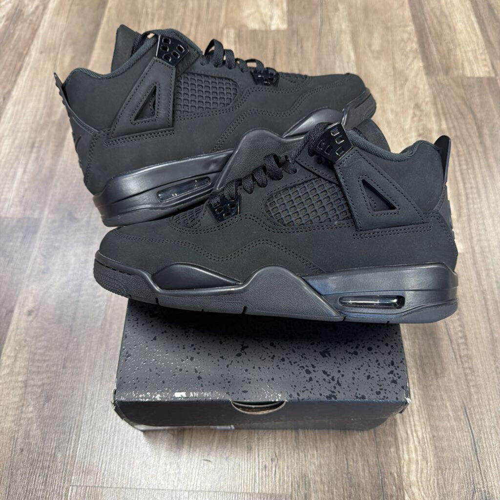 Jordan 4 Black Cat