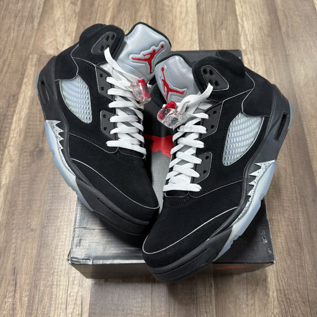 Jordan 5 metallic