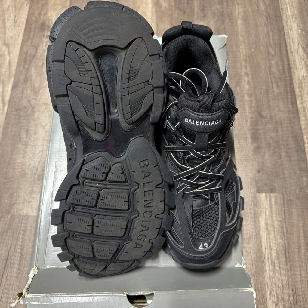 Balenciaga Track Black