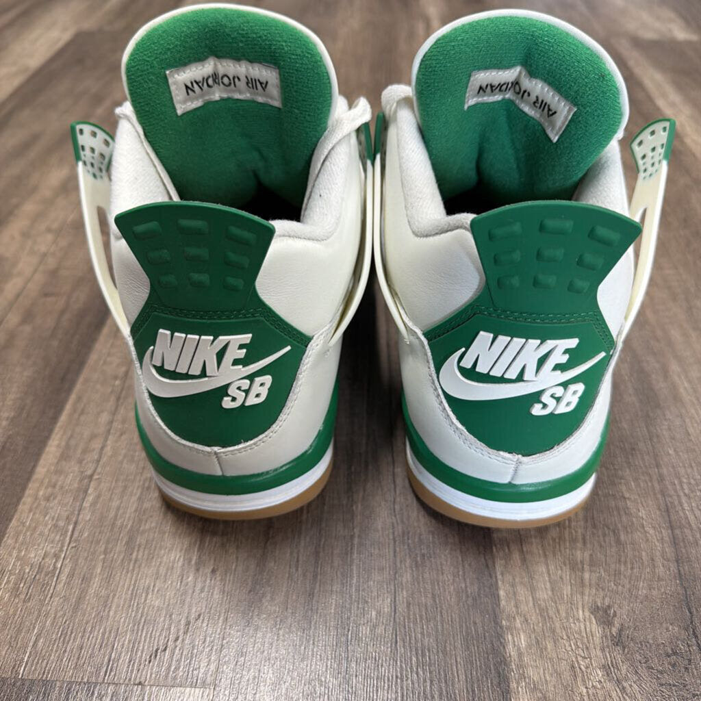 Jordan 4 SB Pine Green (NO BOX)
