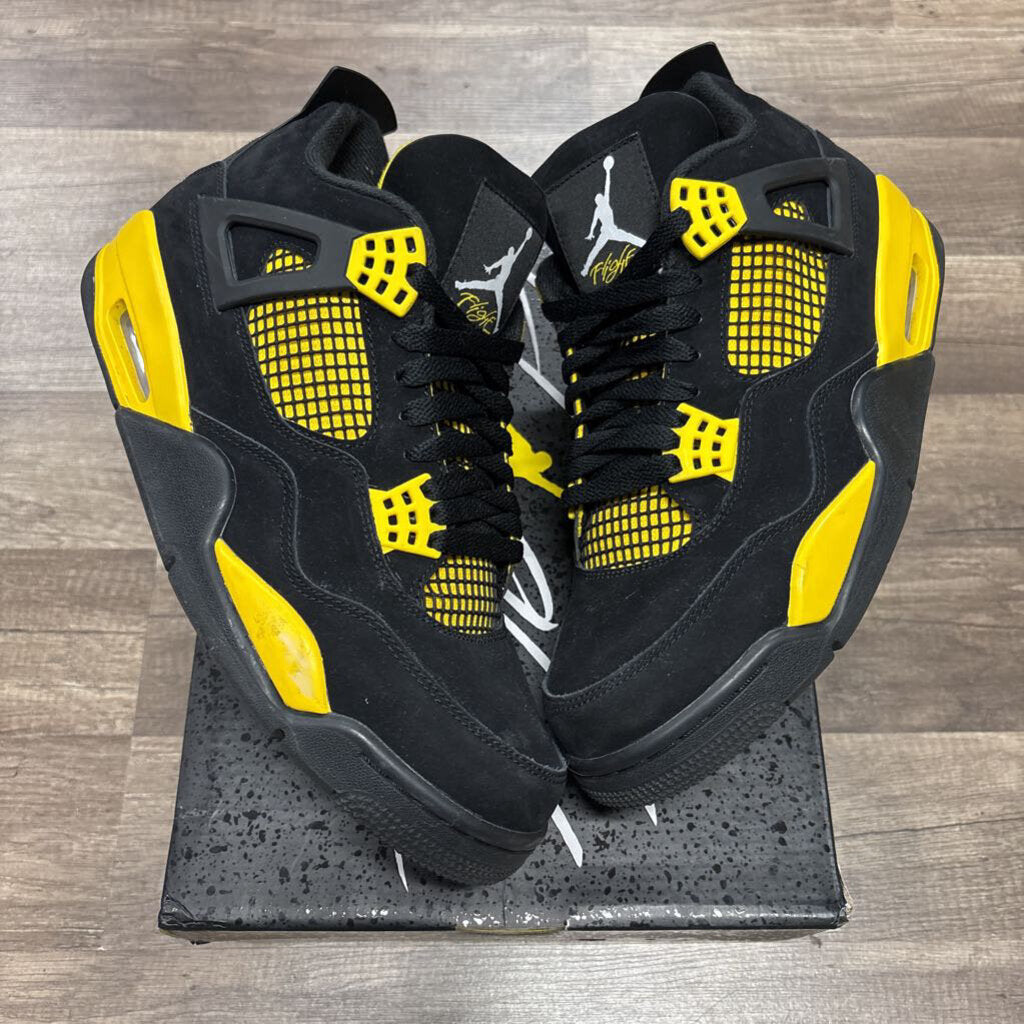 Jordan 4 thunder