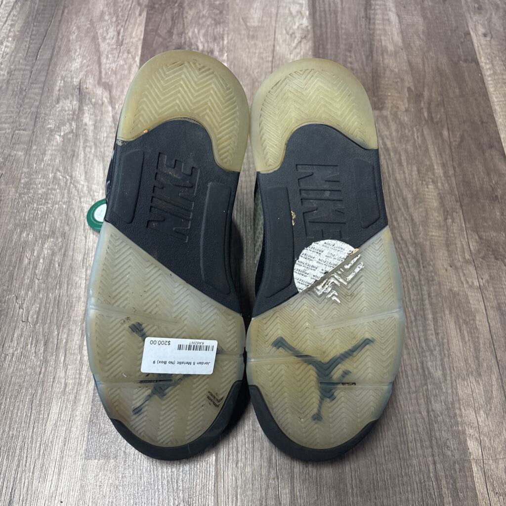Jordan 5 Metallic (No Box)