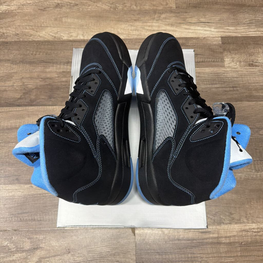 Jordan 5 Black Unc
