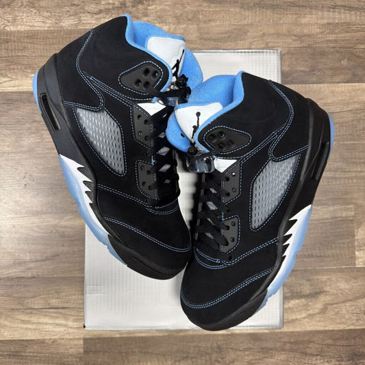 Jordan 5 Black unc