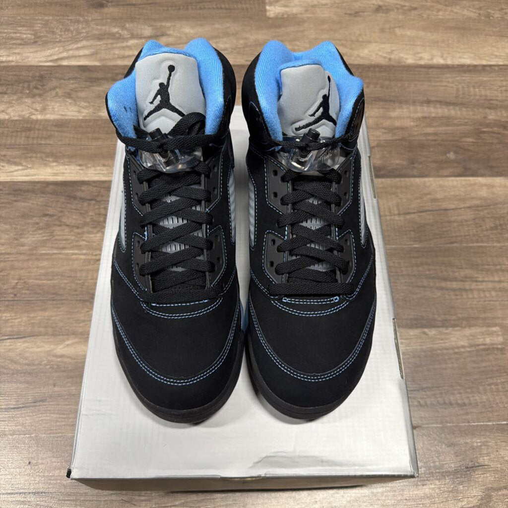 Jordan 5 Black unc