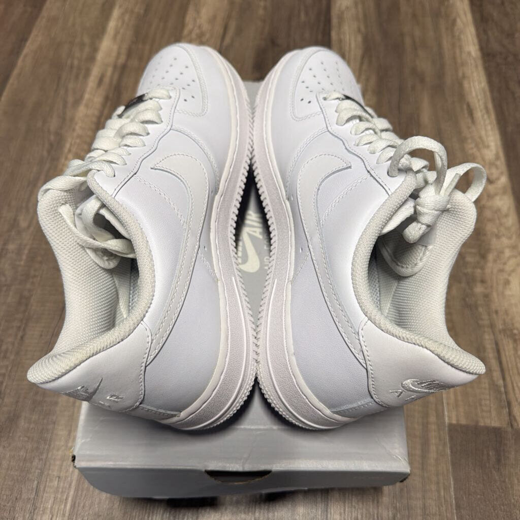 Nike Air Force One White