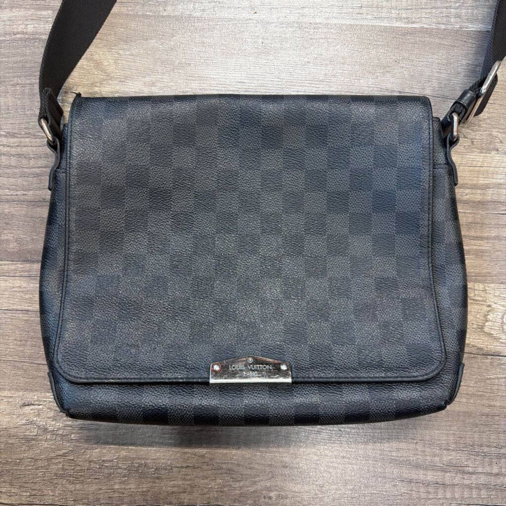 Louis Vuitton Damier messager Bag