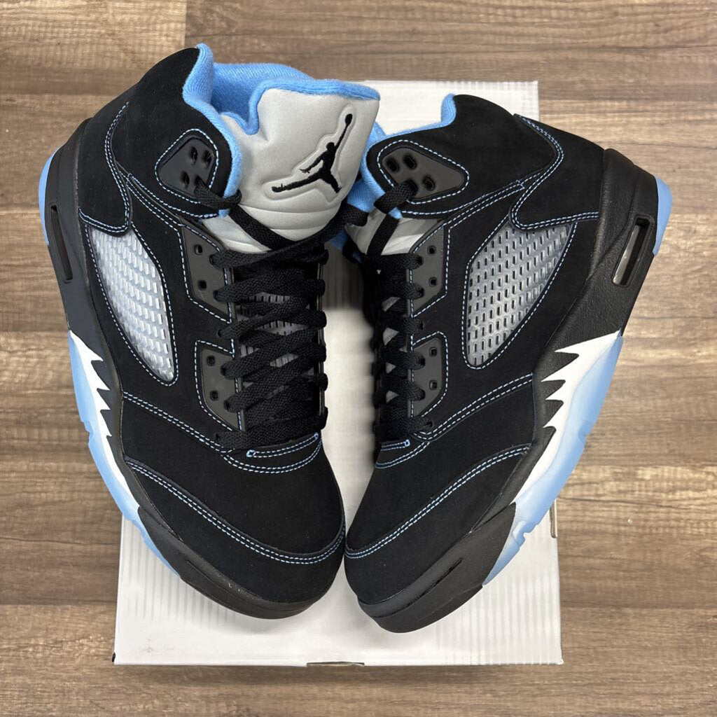 Jordan 5 Black UNC
