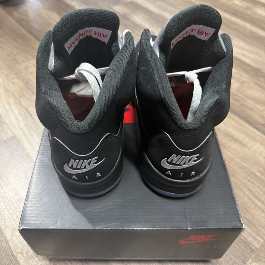 Jordan 5 Metallic
