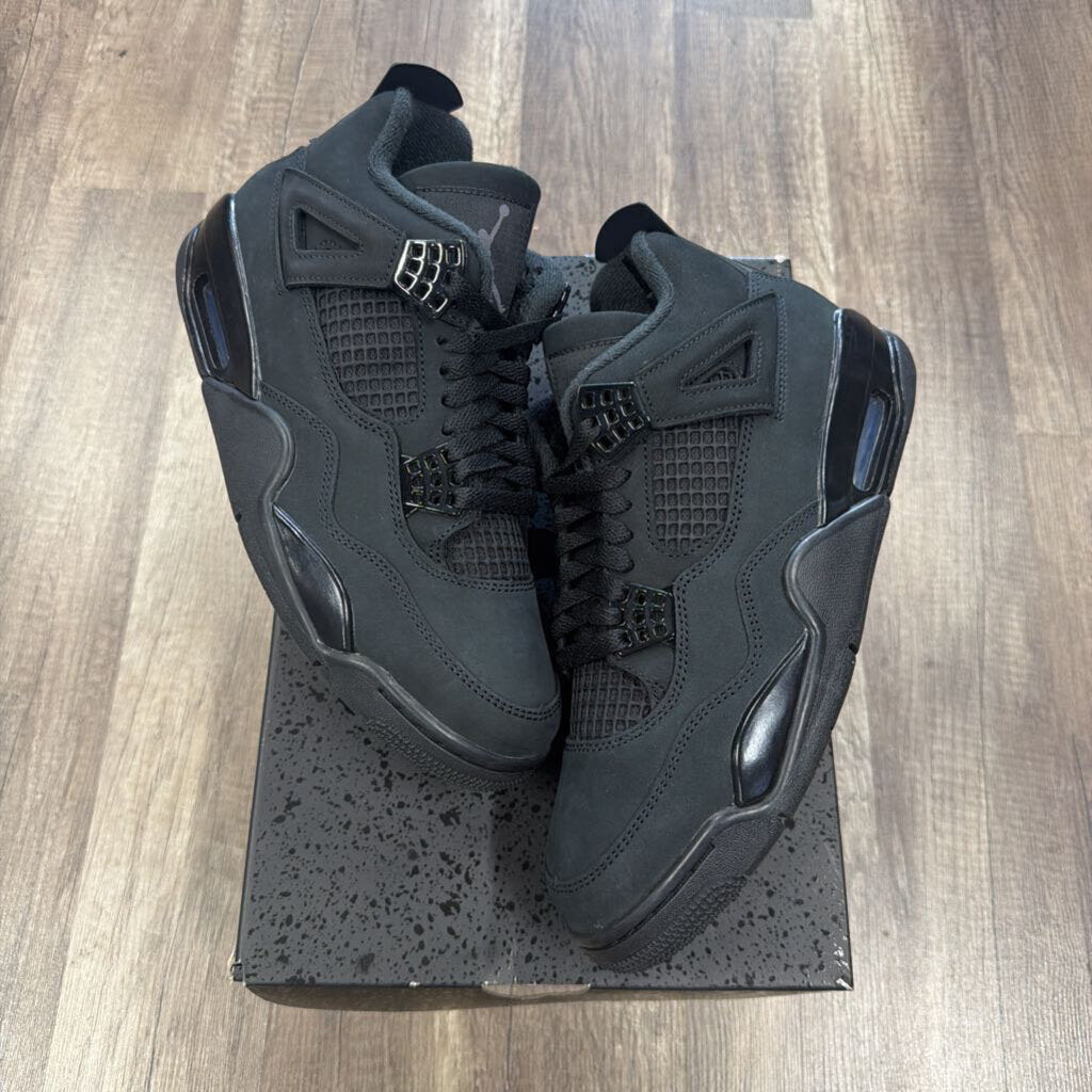 Jordan 4 black cat