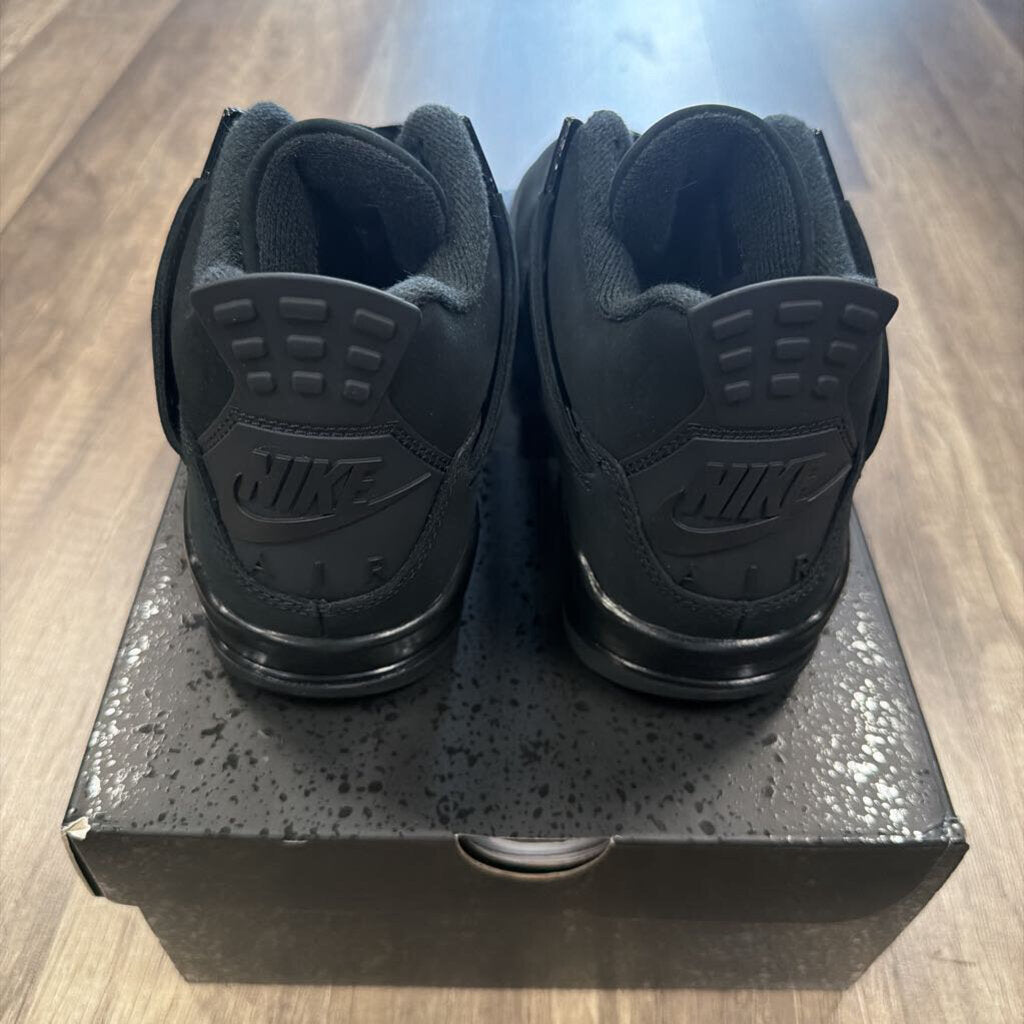 Jordan 4 black cat