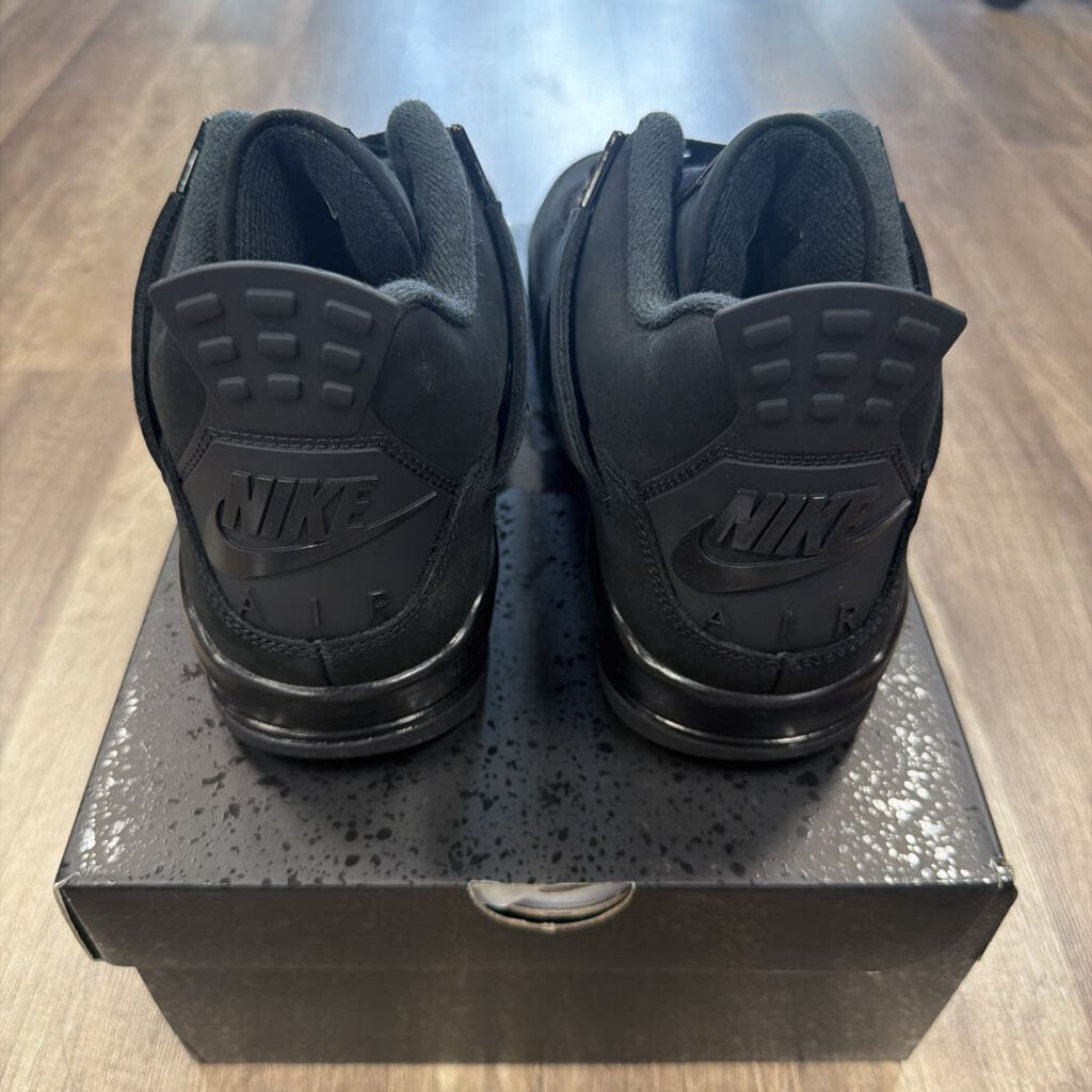 Jordan 4 black cat