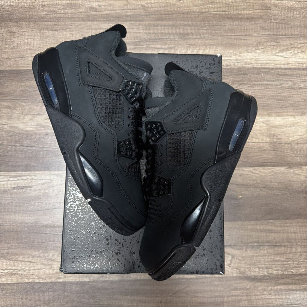 Jordan 4 black cat