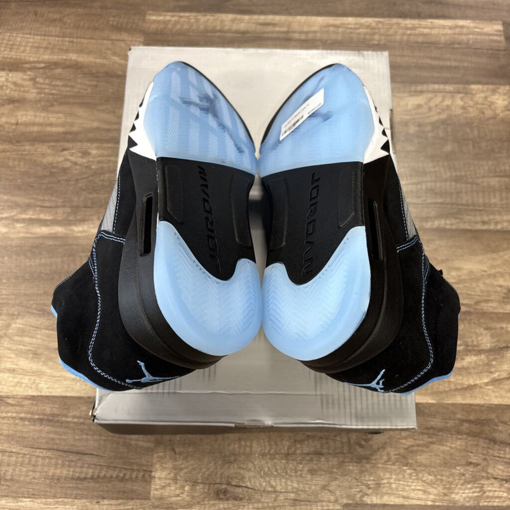 Jordan 5 Black Unc