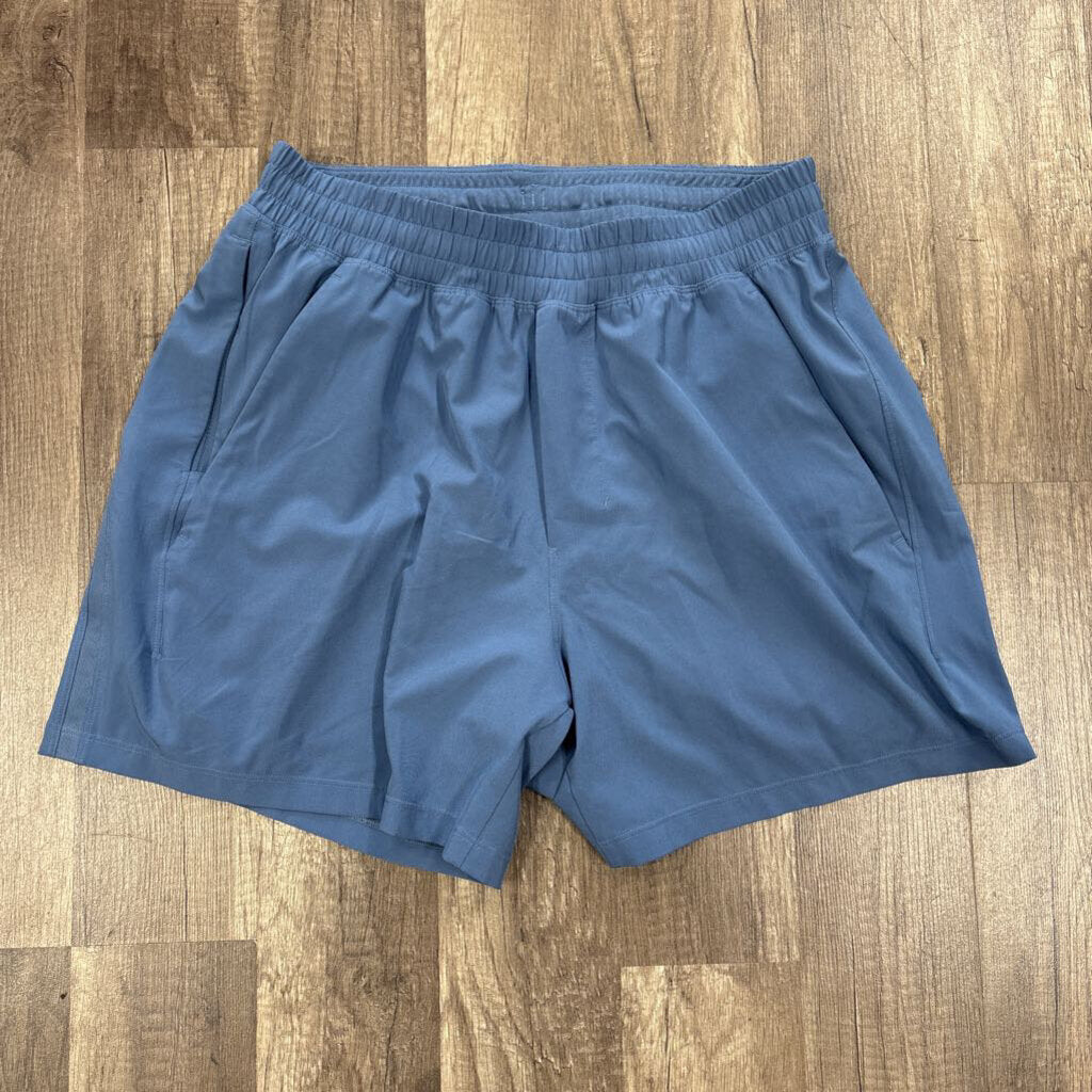 Lululemon Shorts Baby blue