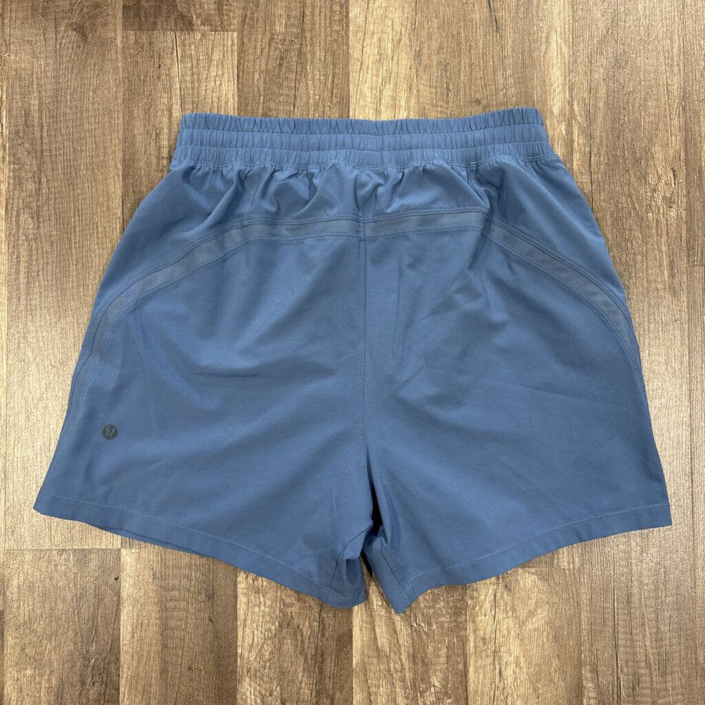 Lululemon Shorts Baby blue