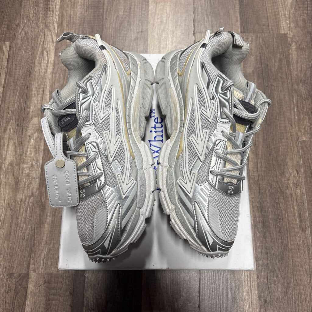 Off White Brb White