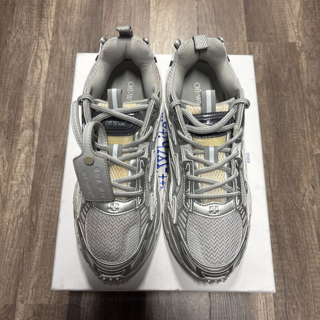 Off White Brb White