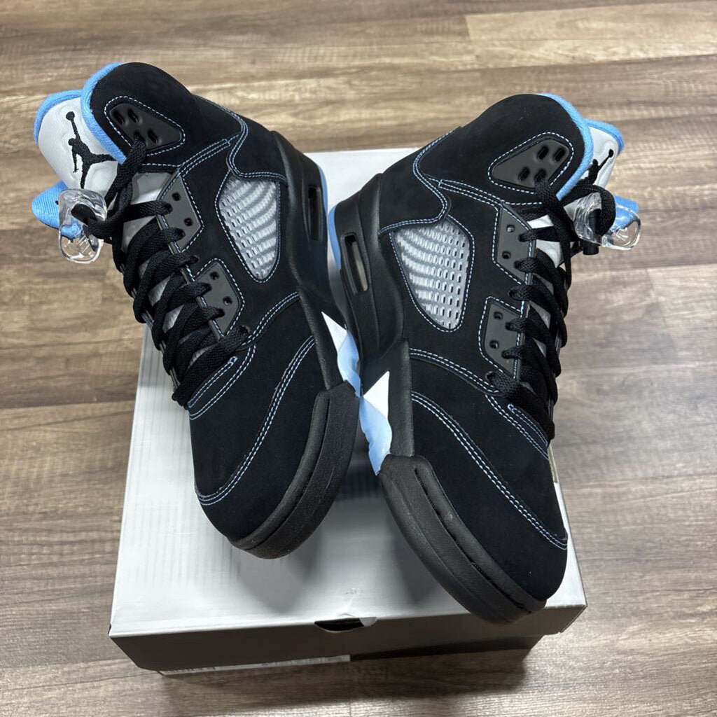 Jordan 5 UNC