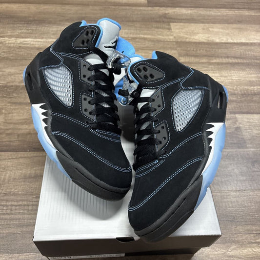 Jordan 5 UNC