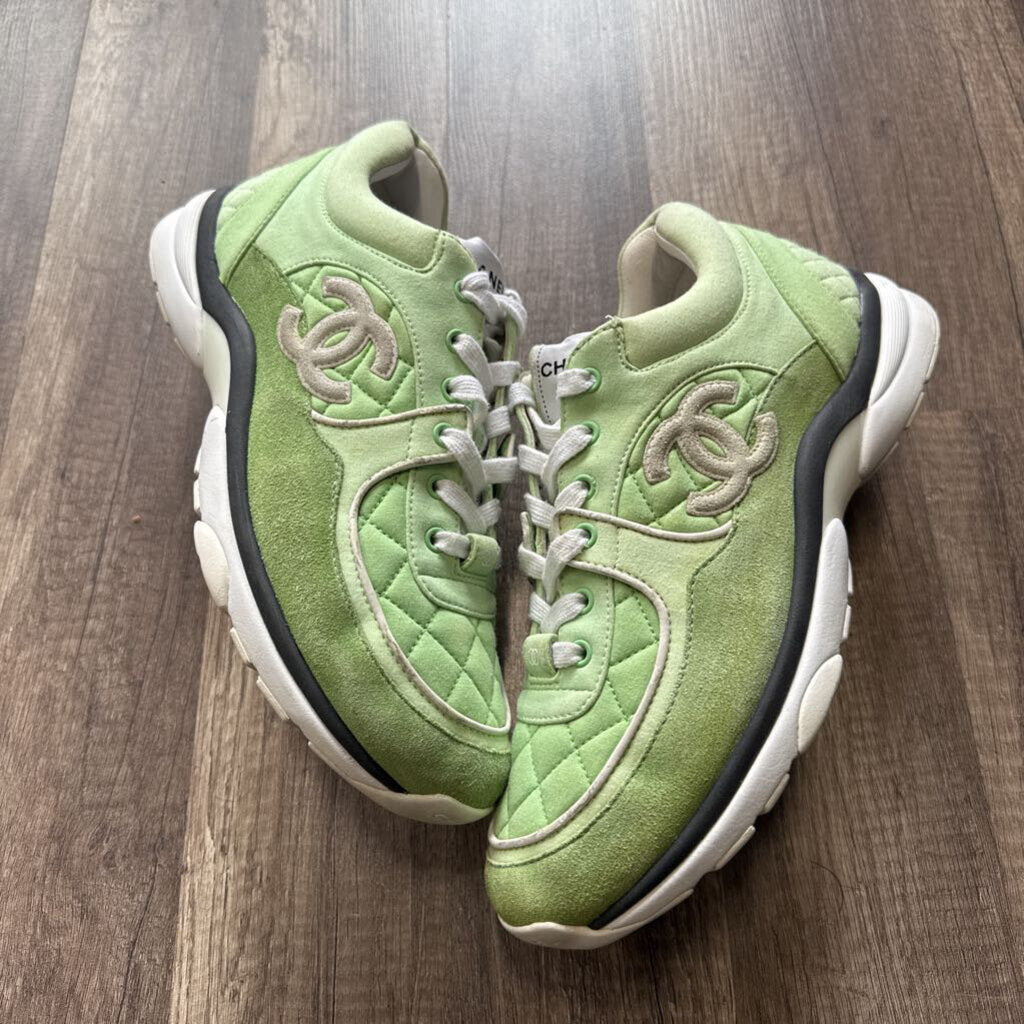 Chanel trainer lime green (no box)