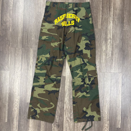 raspberry hills camo pants (NEW)