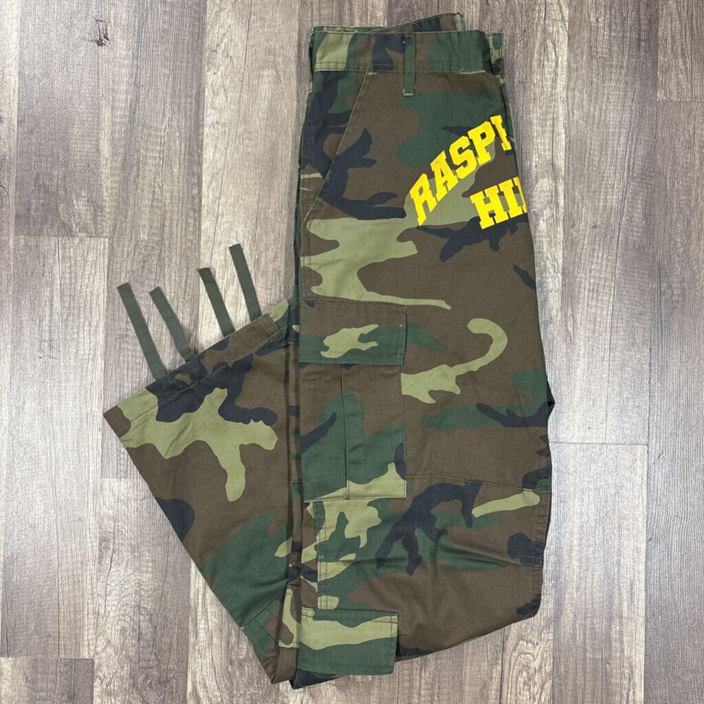 raspberry hills camo pants (NEW)