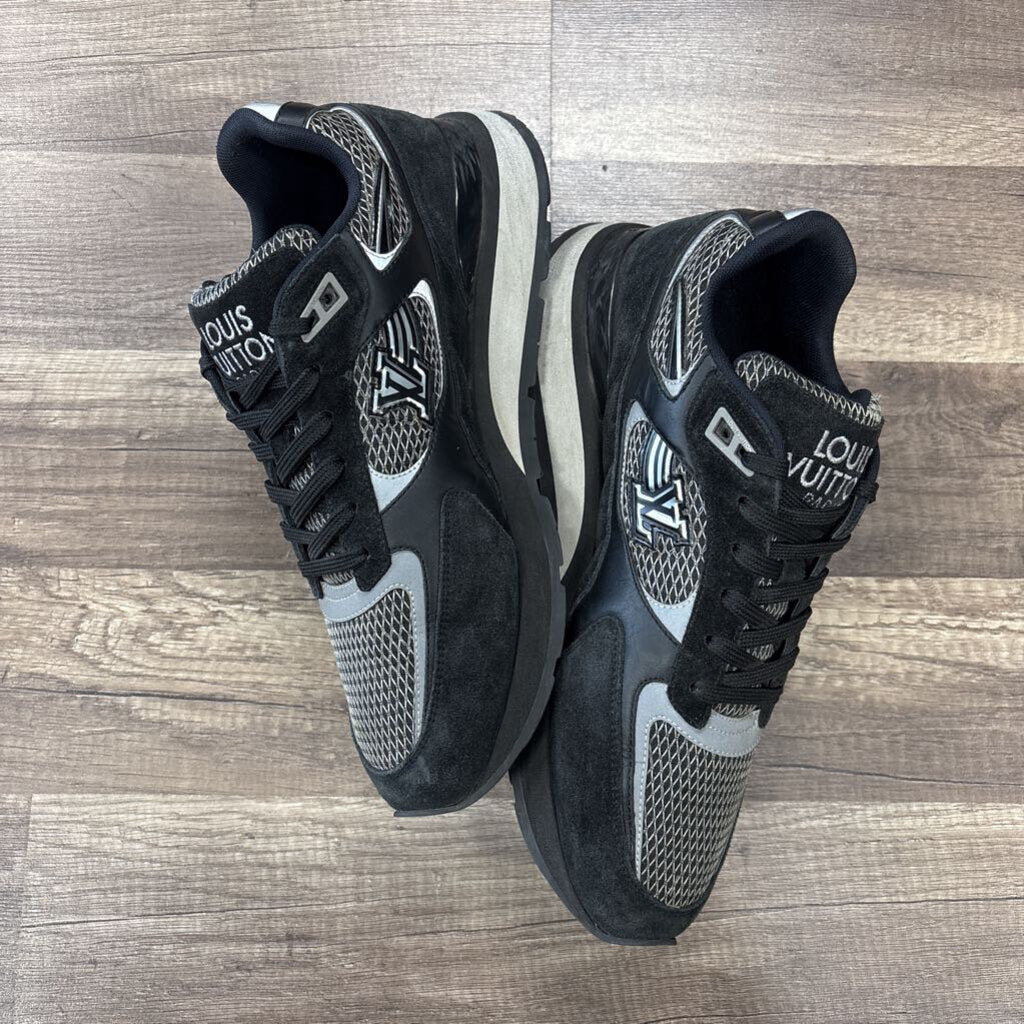 Louis Vuitton Runaway Black Grey