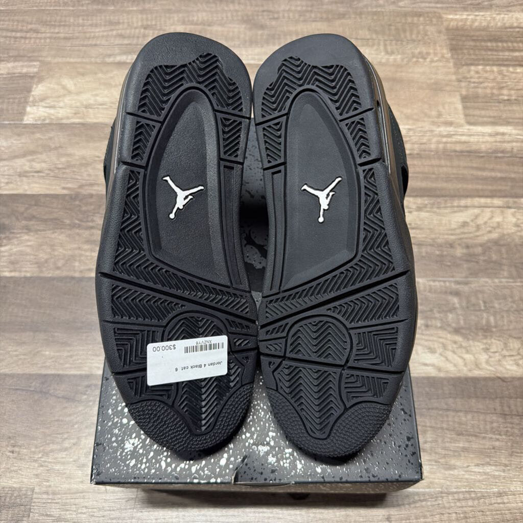 Jordan 4 Black cat