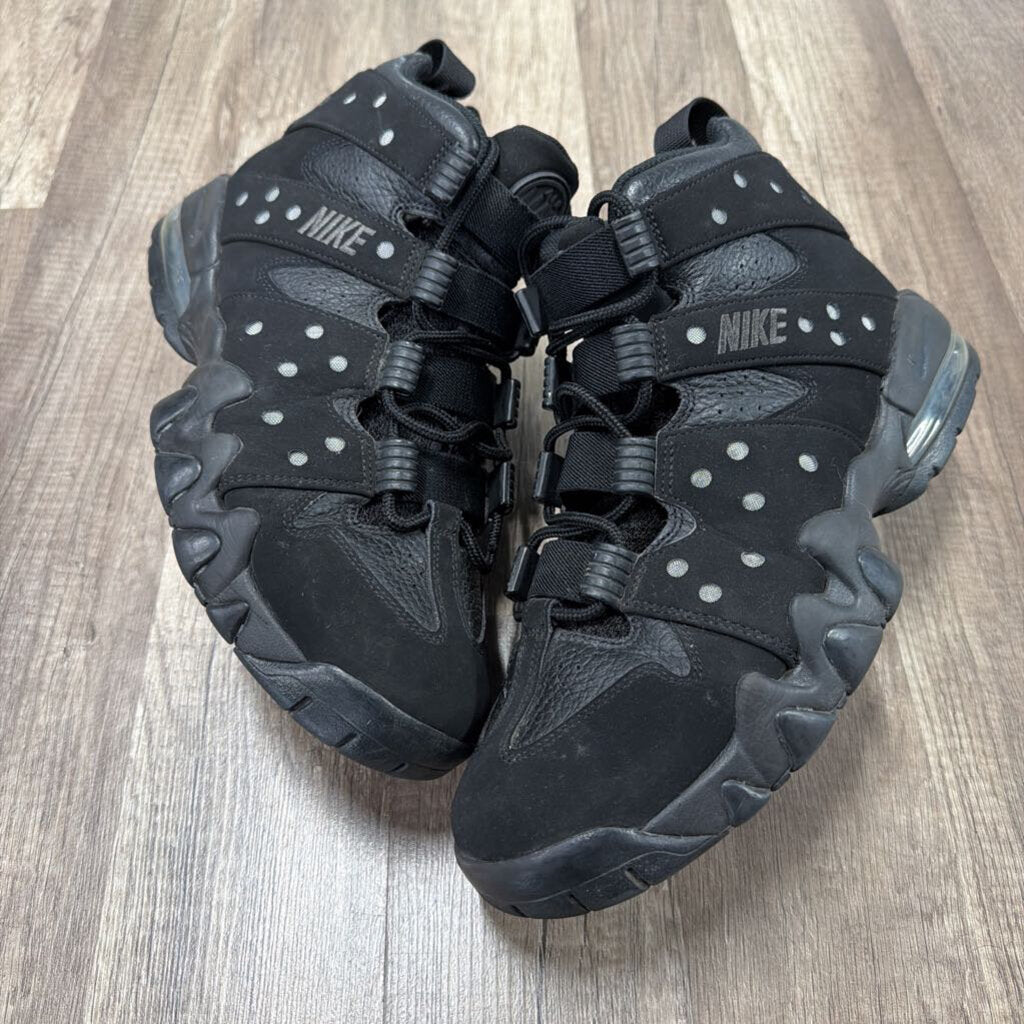 Triple black CB 94