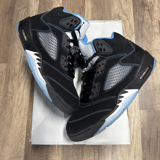 Jordan 5 UNC