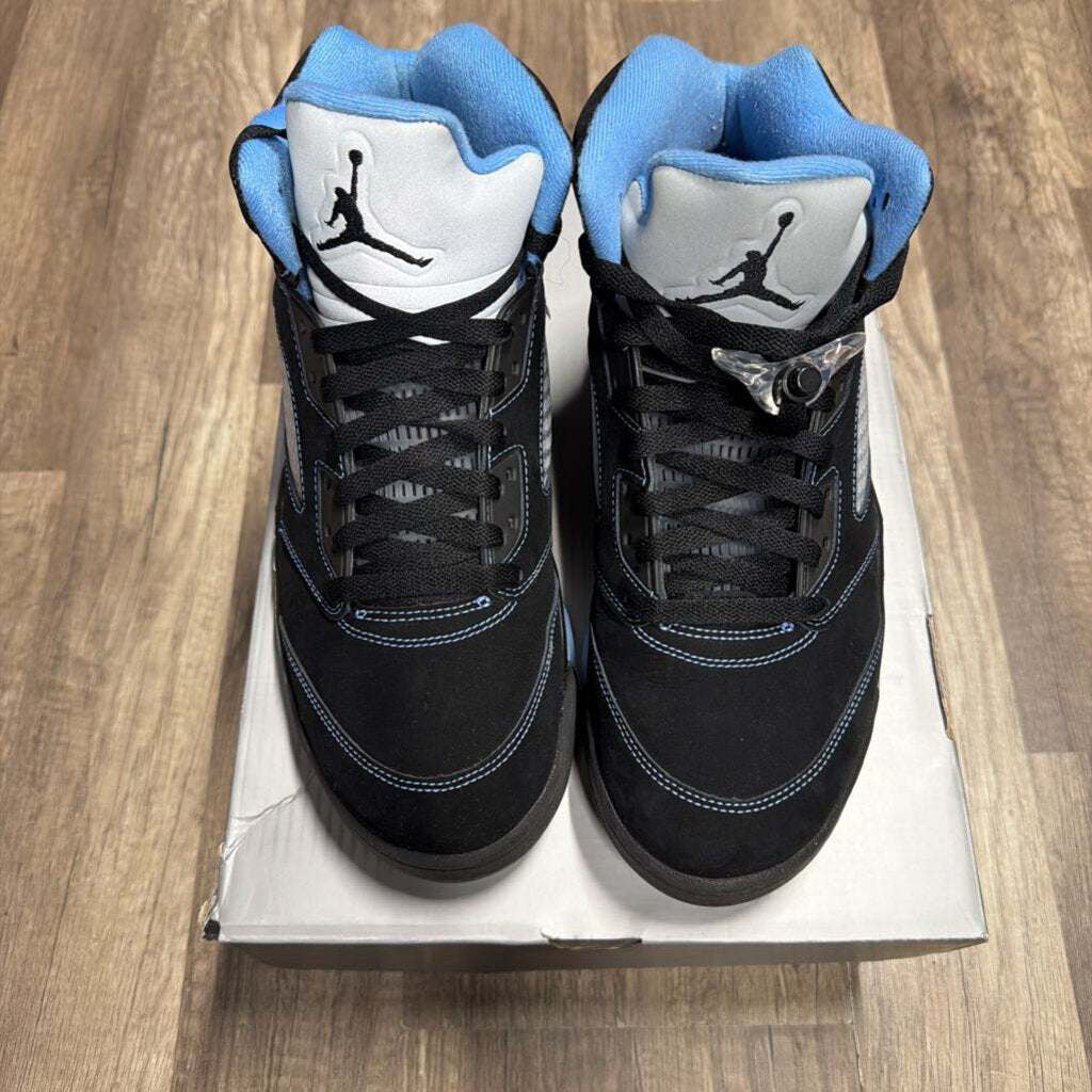 Jordan 5 UNC