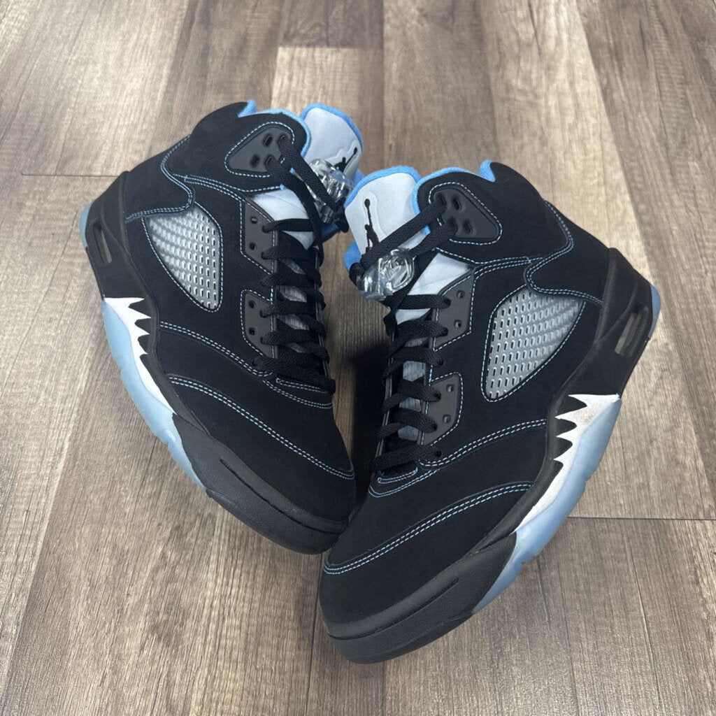 Jordan 5 Black UNC
