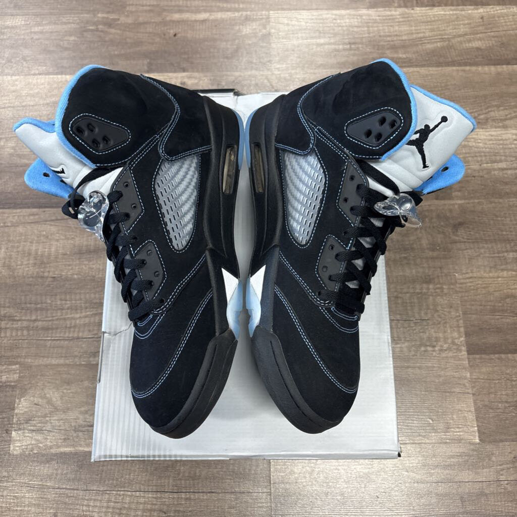 Jordan 5 Black UNC