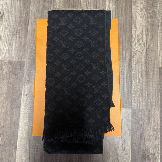 Louis Vuitton Black Monogram Scarf