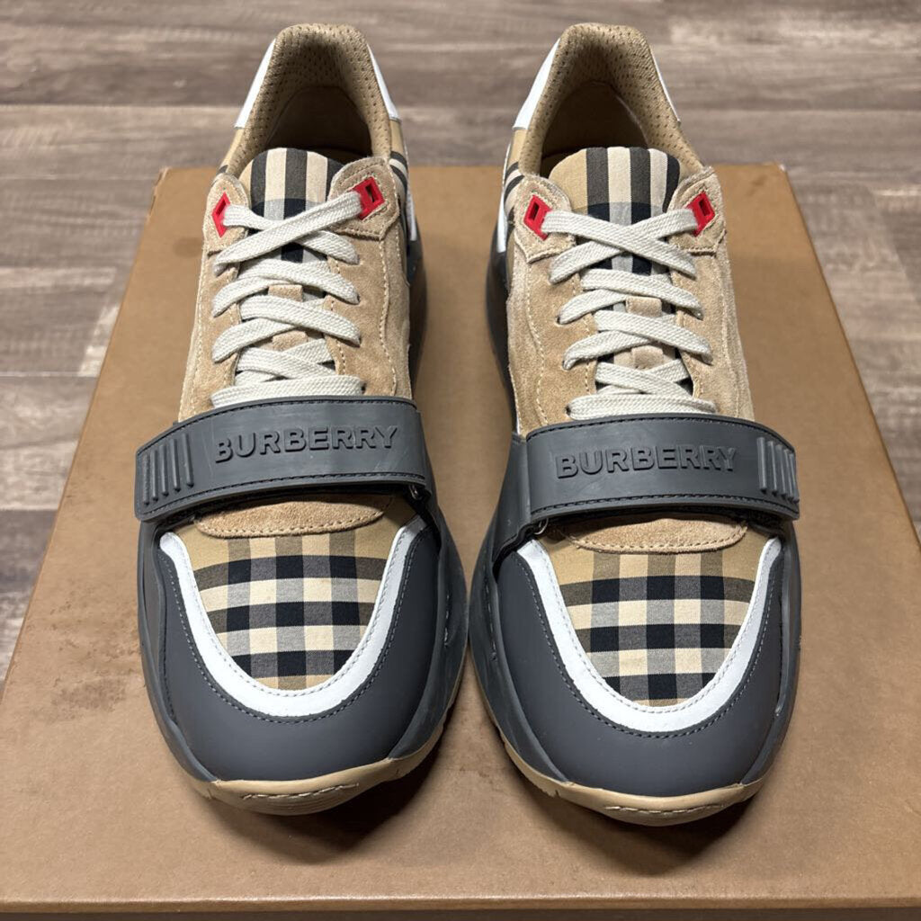Burberry Ramsey brown