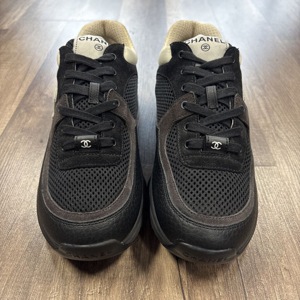 Chanel trainer black white (No Box)