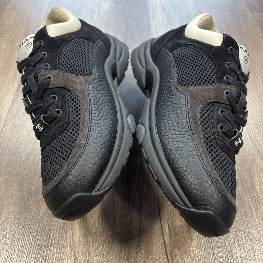 Chanel trainer black white (No Box)