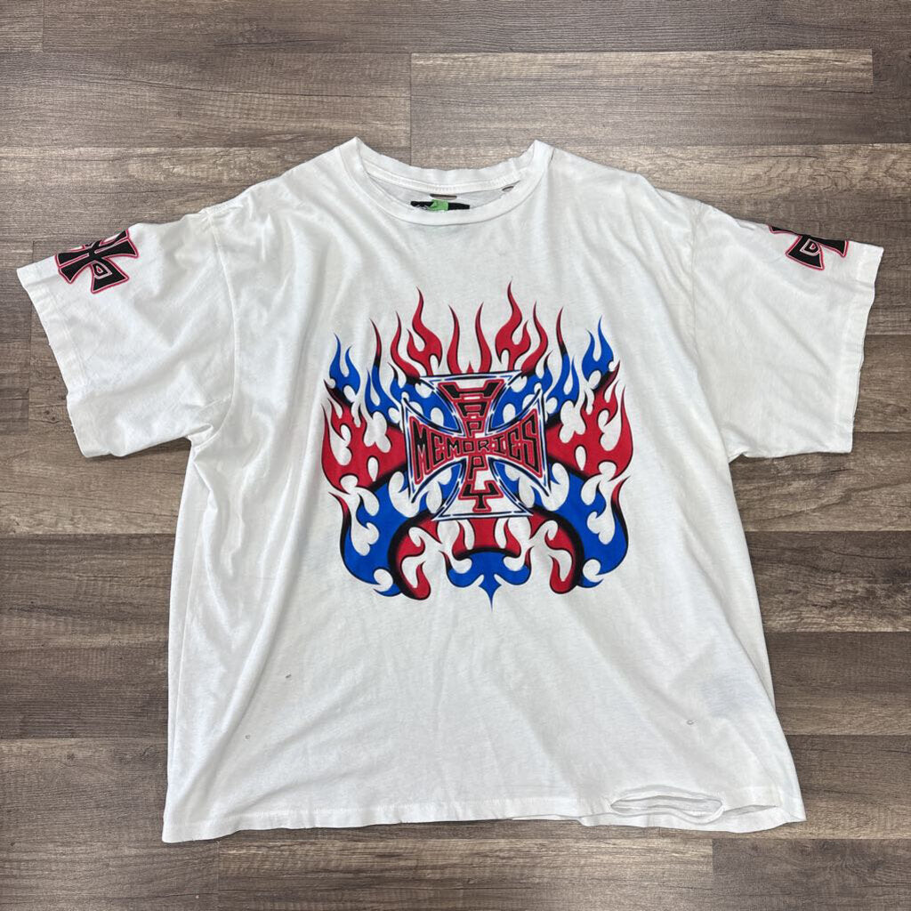 HMDD white red blue shirt