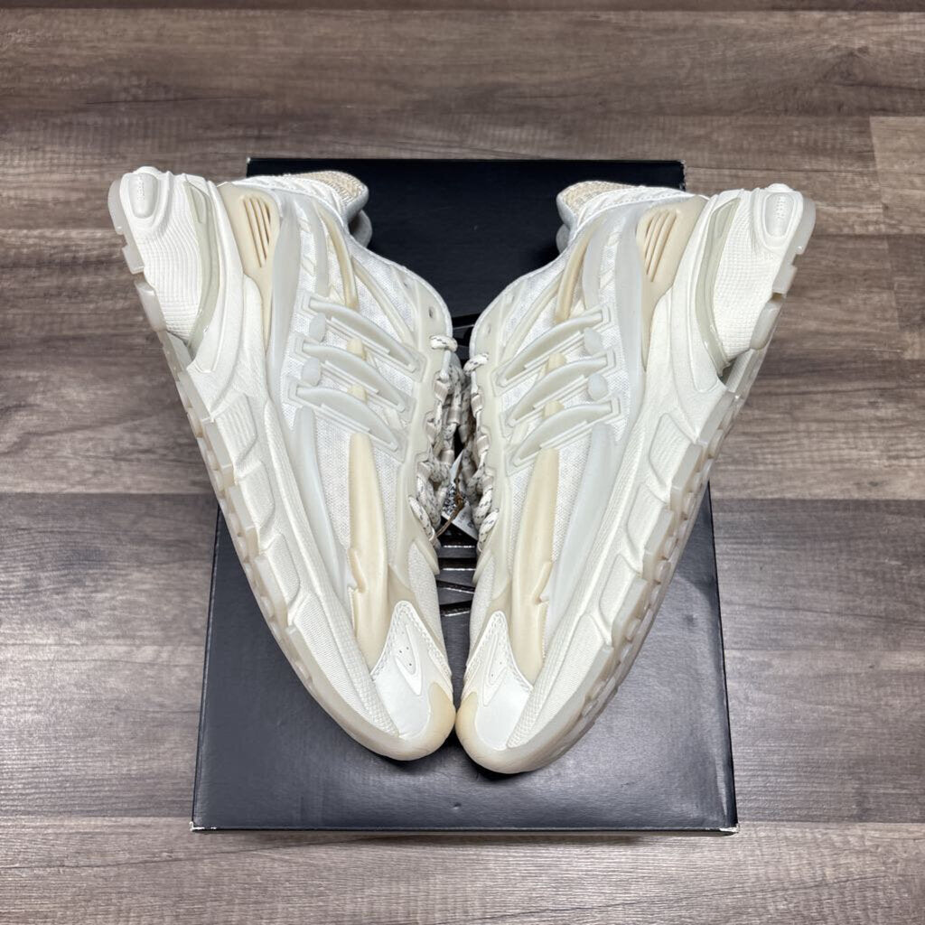 ADIDAS ADISTAR JELLYFISH TRIPLE WHITE