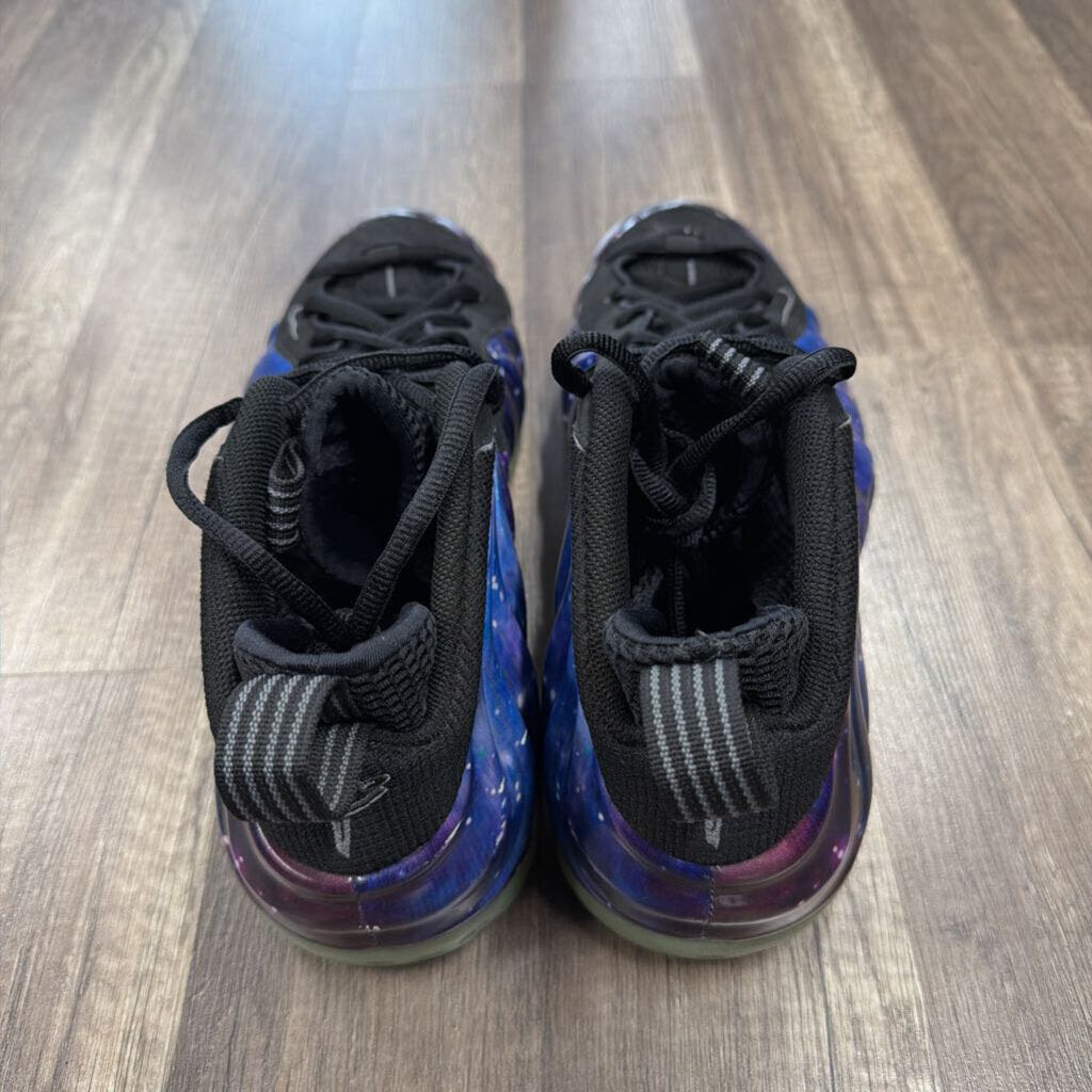 Nike Foamposite Galaxy (Autographed)