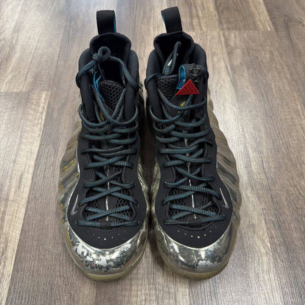 Nike Foamposite Mirror