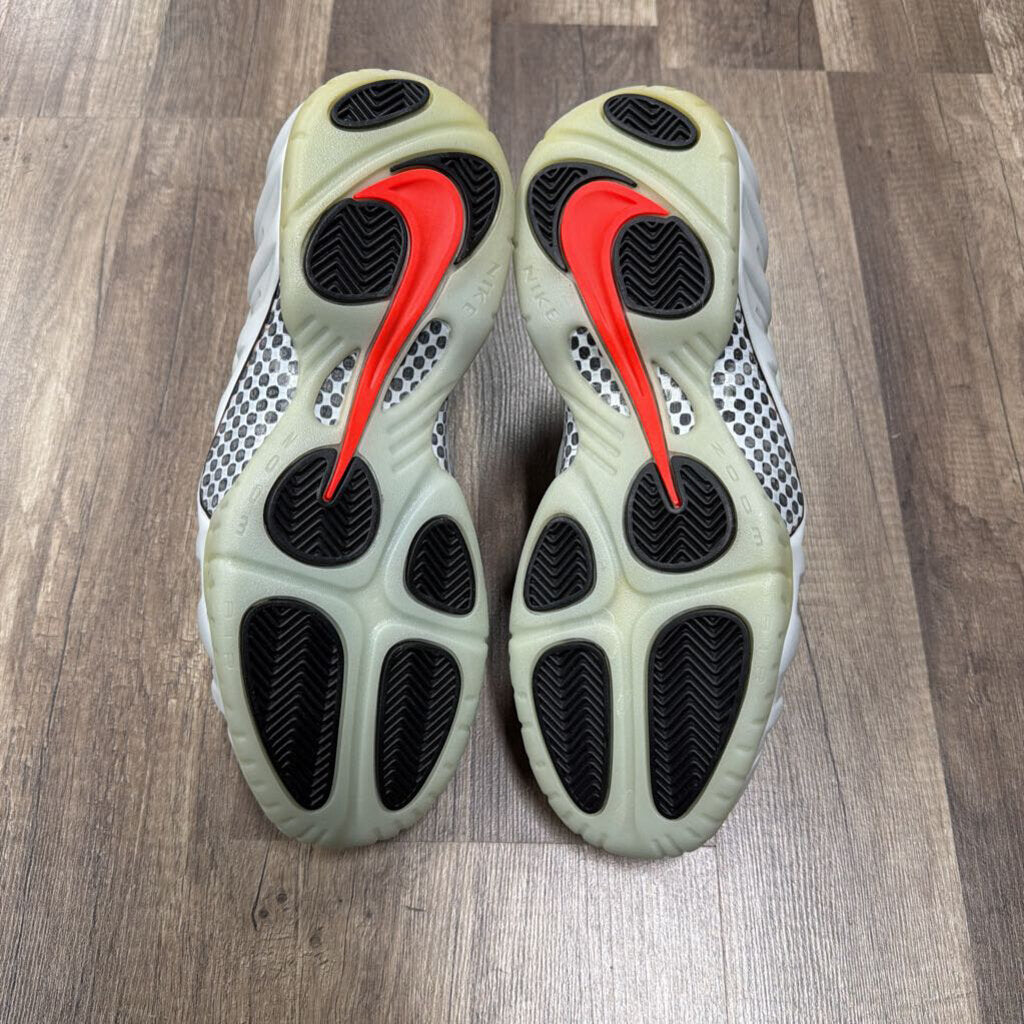 Nike Foamposite Platinum Yeezy
