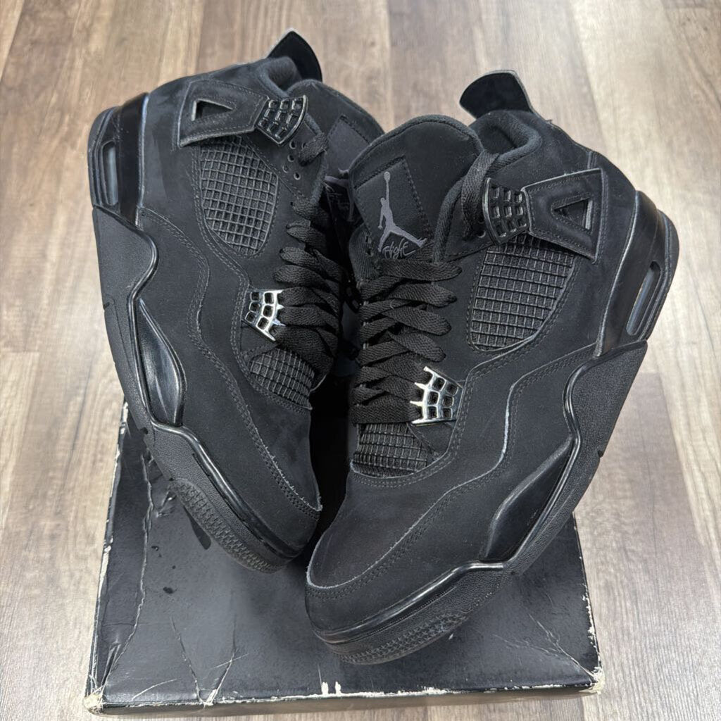Jordan 4 Black Cat