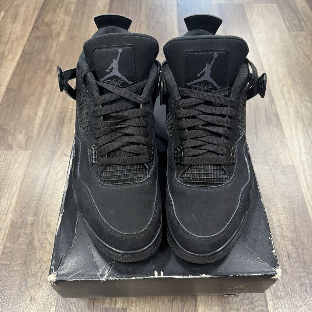 Jordan 4 Black Cat