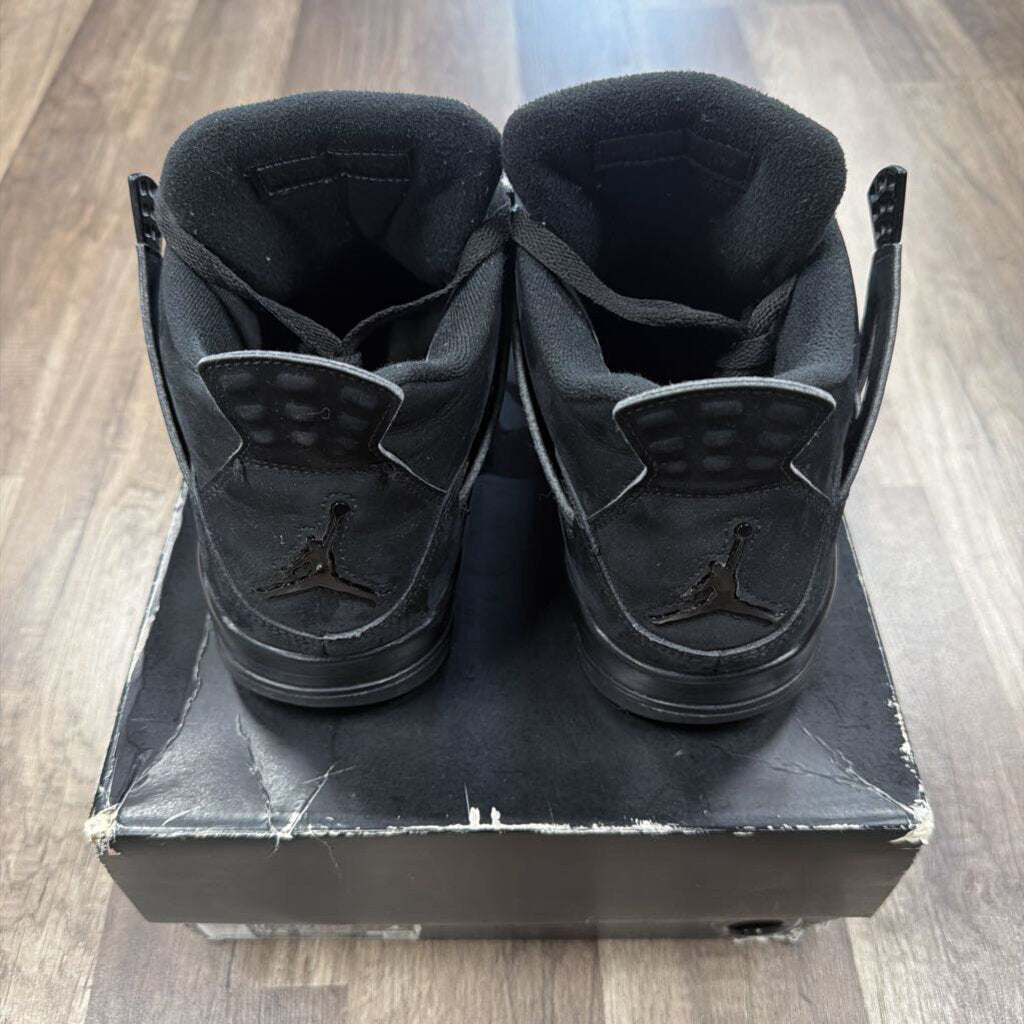 Jordan 4 Black Cat