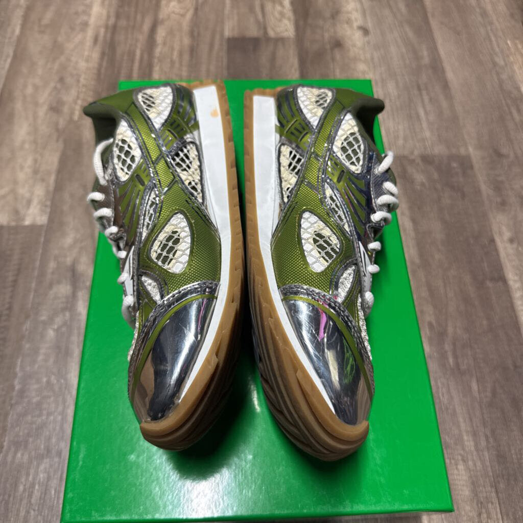 Bottega Veneta Orbit Silver Olive